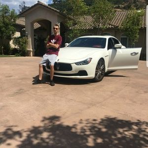 Meet your Posher, Mackay